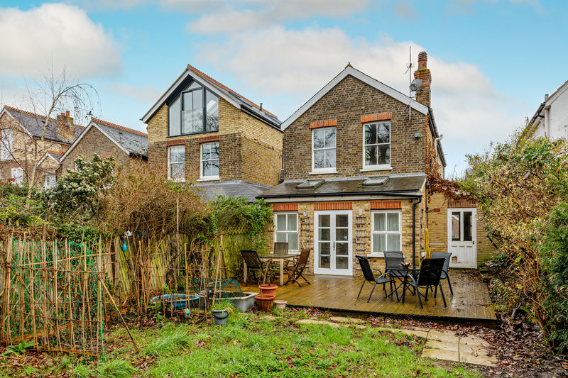 IVY GATE- click for photo gallery